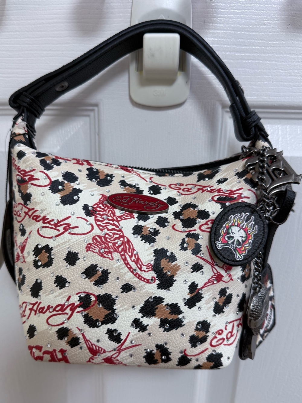 NWT Ed Hardy Leopard 🐆 Print Canvas Shoulder Bag in Ivory and Black